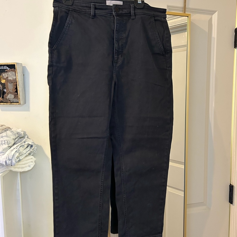 Everlane straight leg crop pants in black